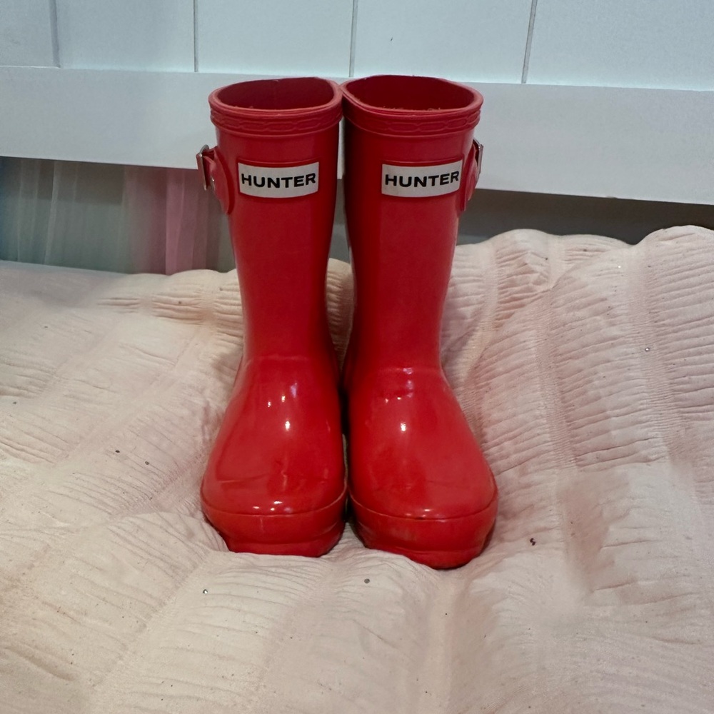 Hunter Boots - pink toddler Size US 9 / 10